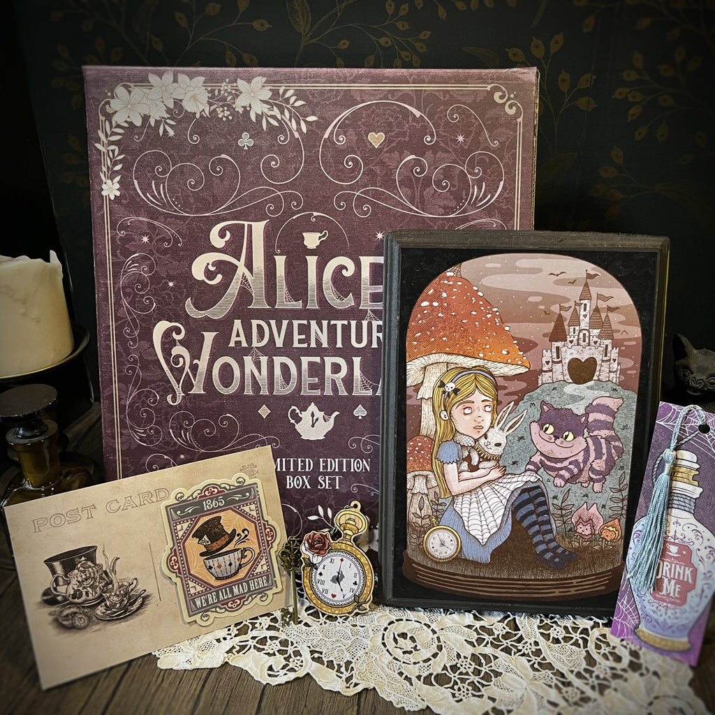 Alice in Wonderland Box Set