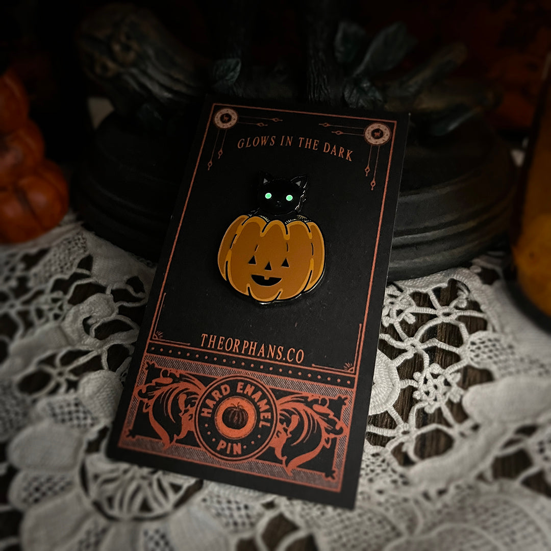 Pumpkin Cat Pin